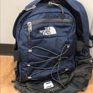 🚫SOLD🚫 North face borealis backpack